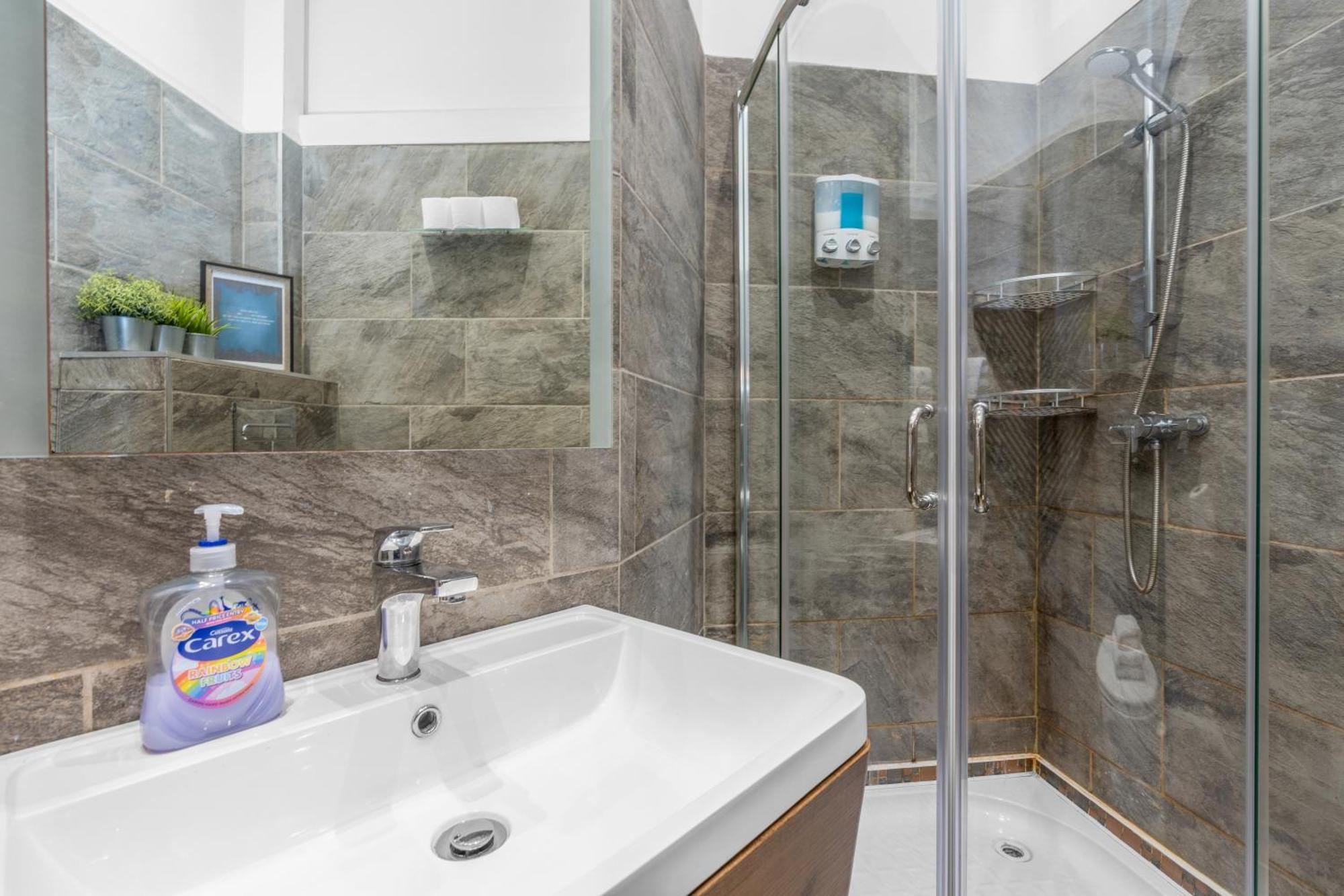 Cosy Modern City Centre Flat Εδιμβούργο Εξωτερικό φωτογραφία